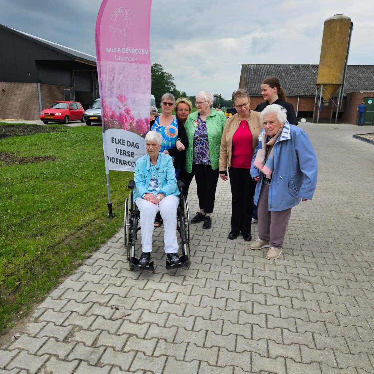 2 444457209_983577416801461_5270525384604912854_n